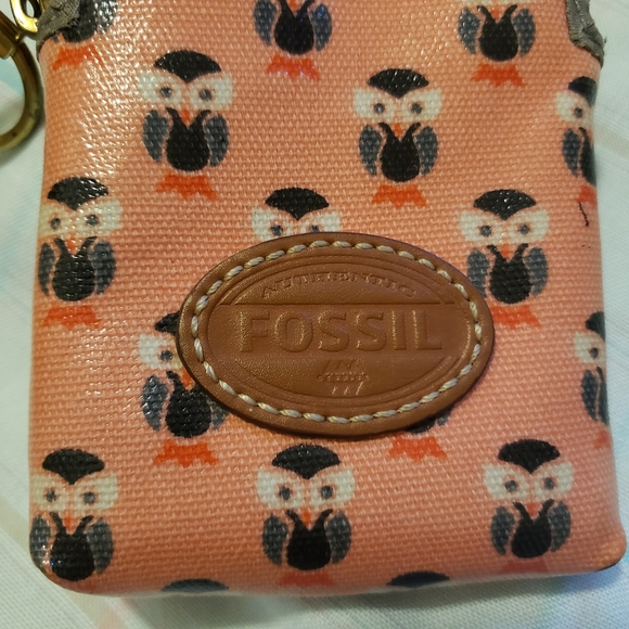 Fossil Pink Owl Wristlet Wallet Phone Card Holder - Picture 2 of 8